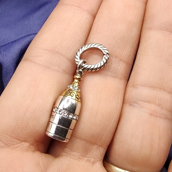 Brighton Charm Champagne Bottle says "Brighton Bubbly" with a heart! - Picture 7 of 9